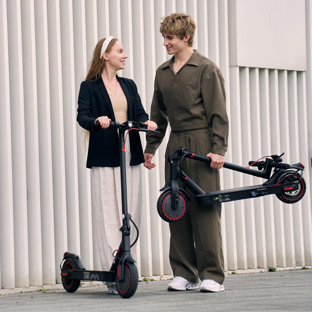 iScooter i8 Electric Scooter - Image 3